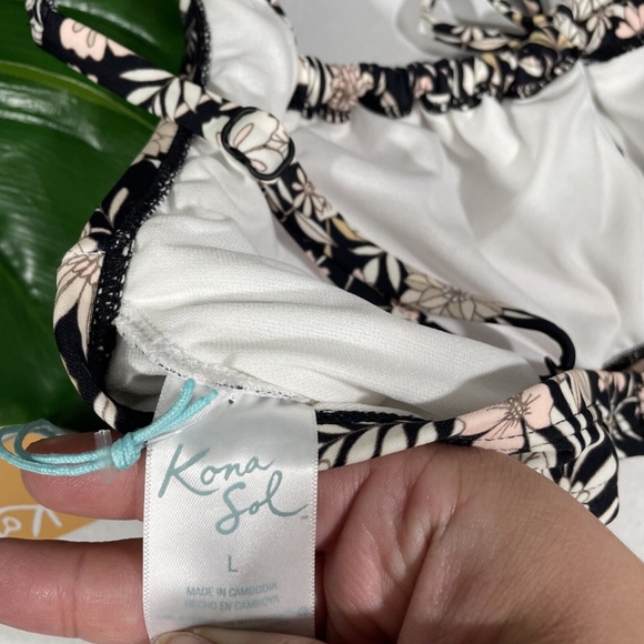 NWT Kona Sol‎ [ Large ] Cinch-Front Bikini Top in Black Floral - Picture 11 of 11